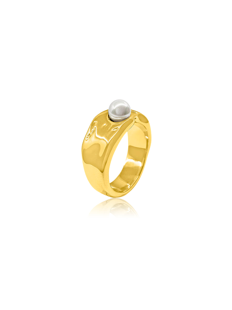 Adore Pearl Gold Ring